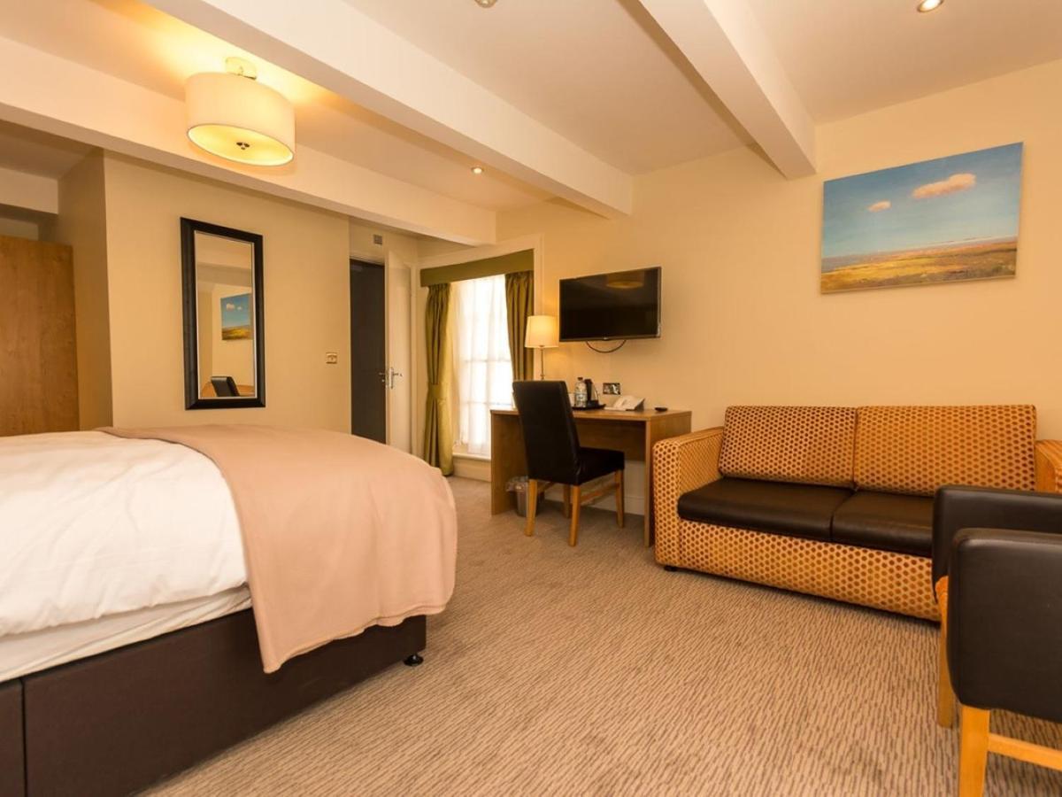 Lord Nelson Hotell Pembroke Eksteriør bilde