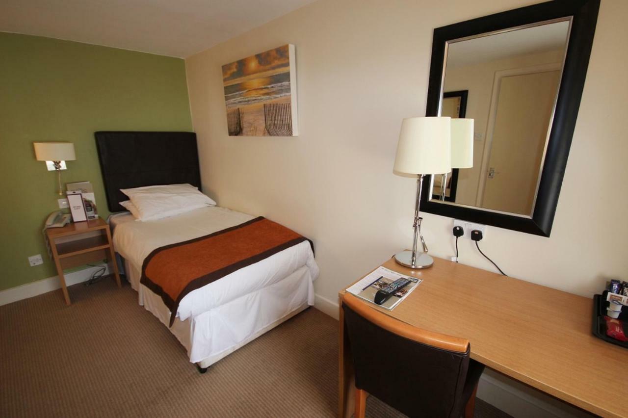 Lord Nelson Hotell Pembroke Eksteriør bilde